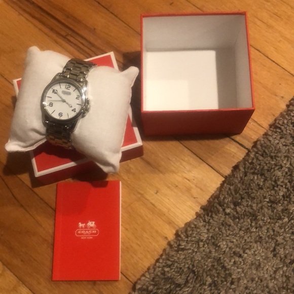 Silver Coach Watch - Picture 2 of 5